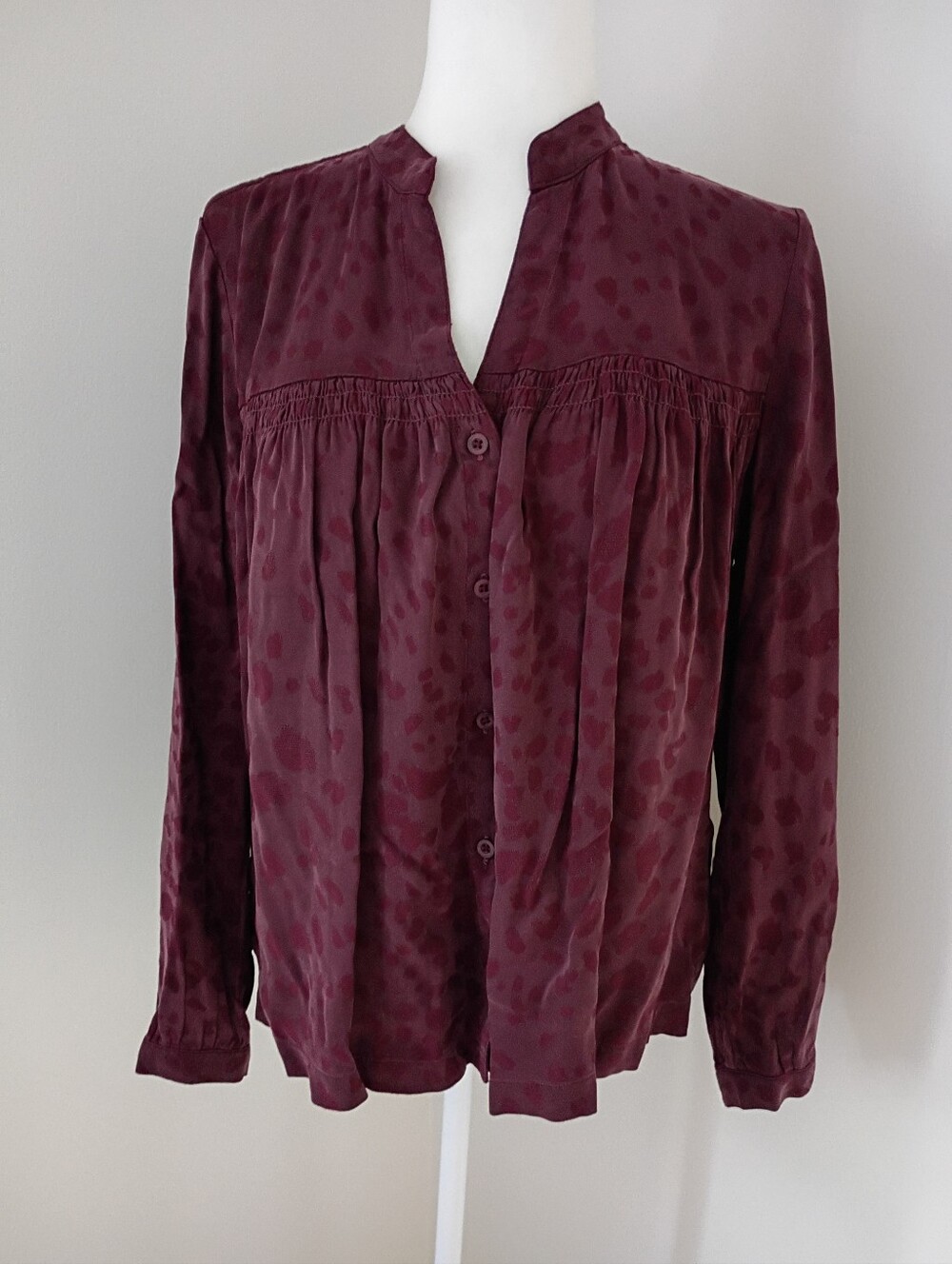 Evereve Cloth & Stone Wine Colored Leopard Print Blouse NWT Size Small